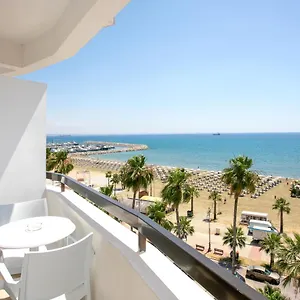 https://les-palmiers-beach-hotel.hotelsatayianapa.com